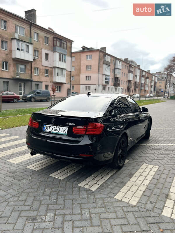 Седан BMW 3 Series 2015 в Ивано-Франковске