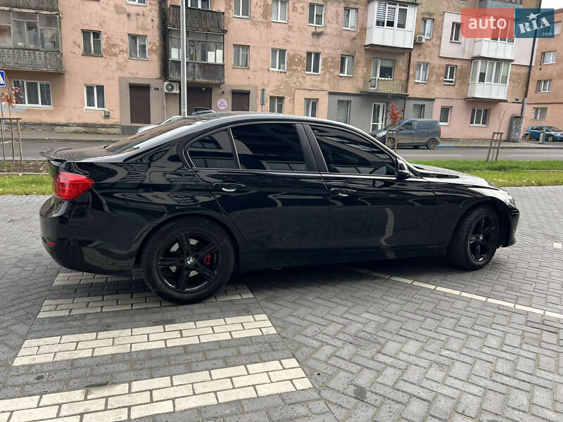 Седан BMW 3 Series 2015 в Ивано-Франковске