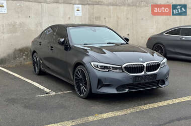 Седан BMW 3 Series 2022 в Киеве
