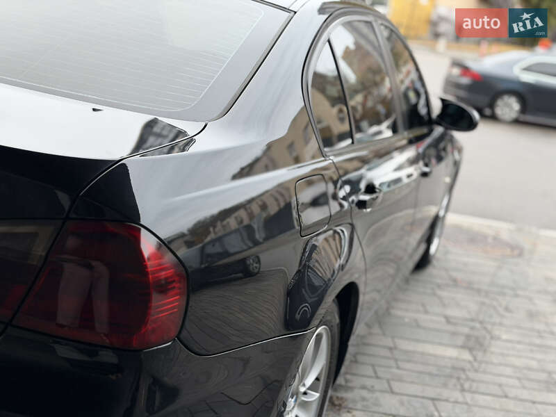 Седан BMW 3 Series 2007 в Киеве