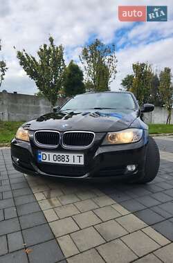 Седан BMW 3 Series 2011 в Ровно