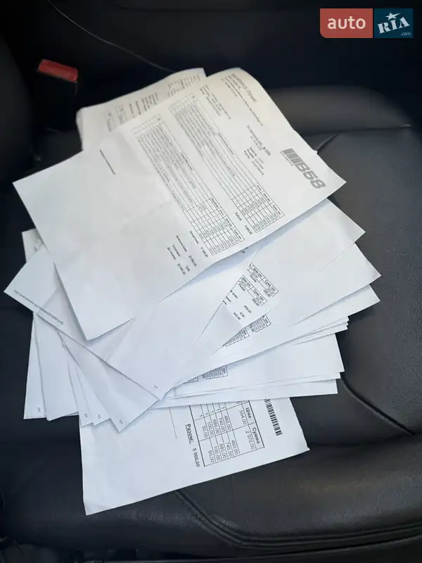 Седан BMW 3 Series 2012 в Луцьку документ