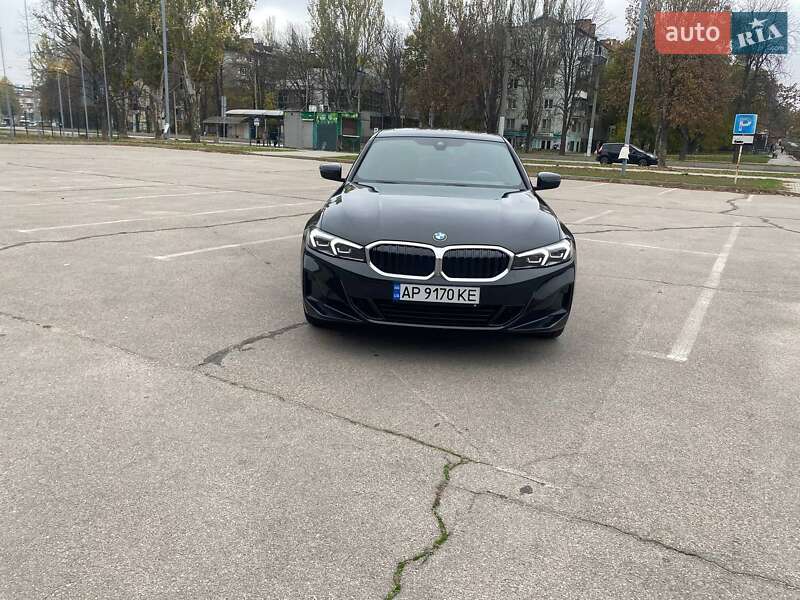 Седан BMW 3 Series 2023 в Киеве фото 10 Седан BMW 3 Series 2023 в Киеве