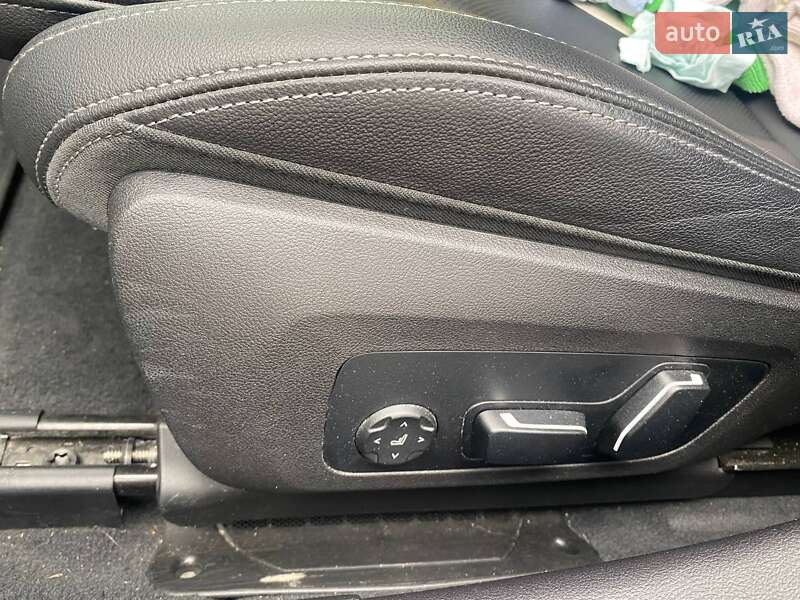 Седан BMW 3 Series 2023 в Киеве фото 44 Седан BMW 3 Series 2023 в Киеве