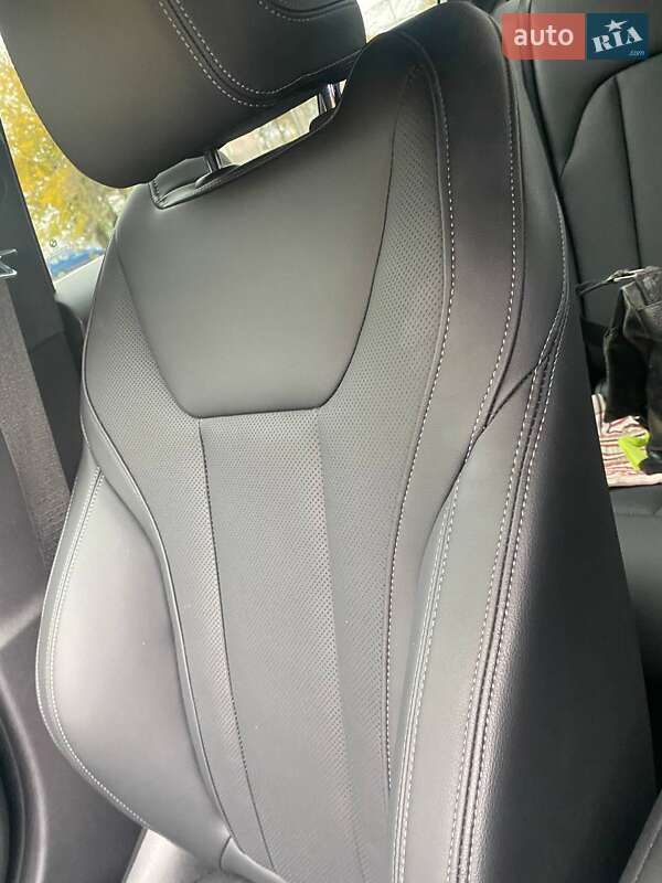 Седан BMW 3 Series 2023 в Киеве фото 59 Седан BMW 3 Series 2023 в Киеве