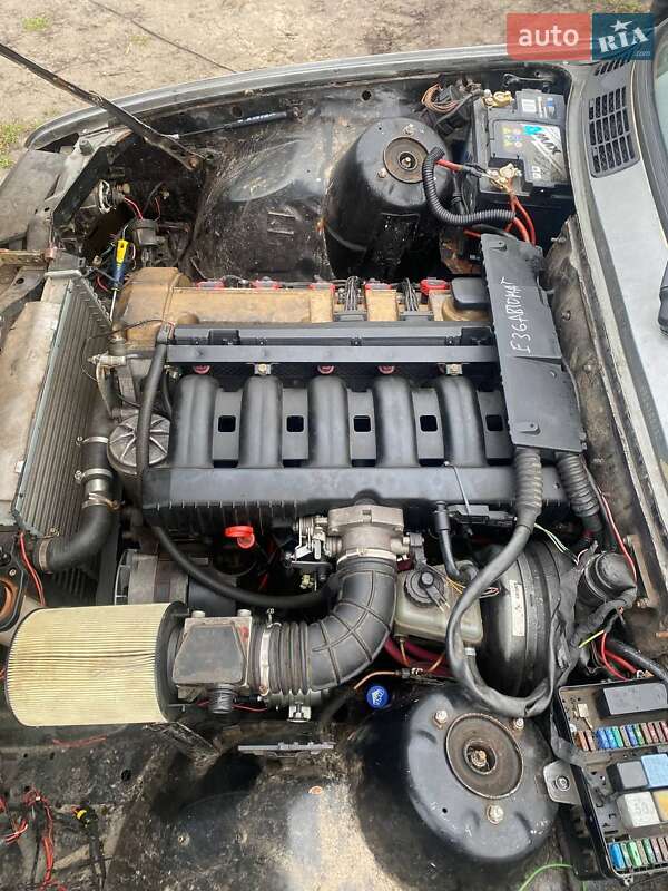 Седан BMW 3 Series 1989 в Цумани фото 7 Седан BMW 3 Series 1989 в Цумани