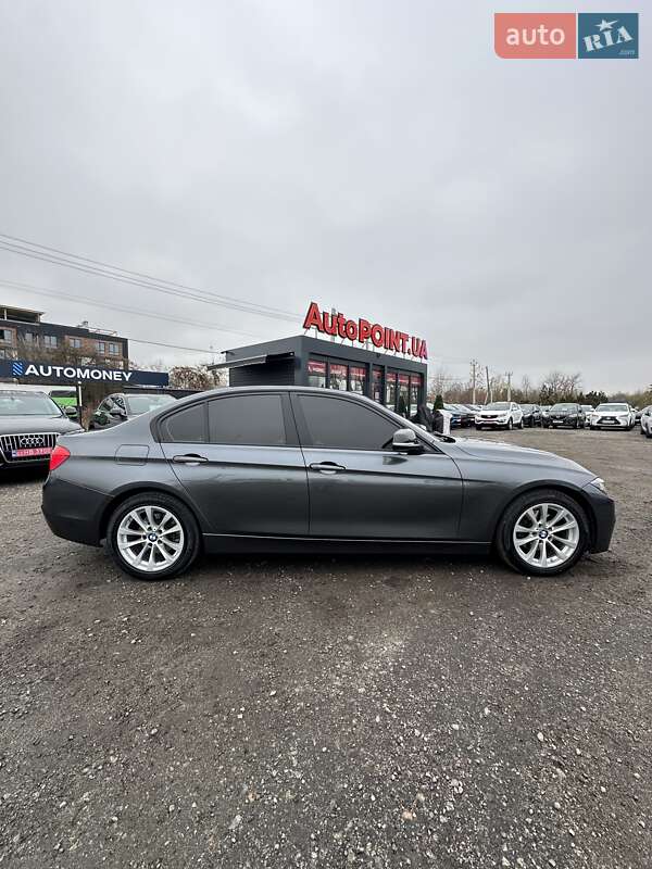 Седан BMW 3 Series 2017 в Белогородке