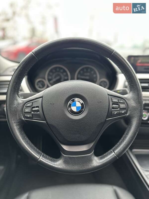 Седан BMW 3 Series 2017 в Белогородке