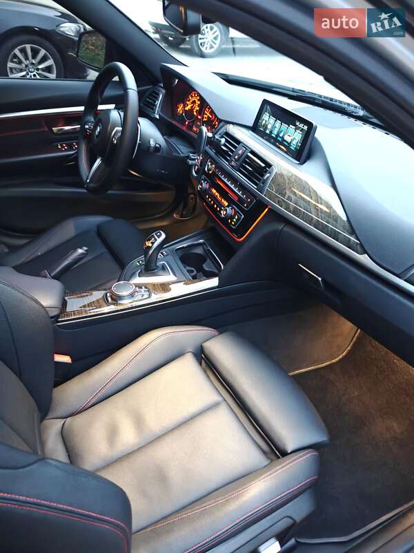 Седан BMW 3 Series 2016 в Львове