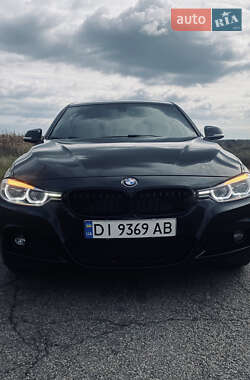 Седан BMW 3 Series 2017 в Києві