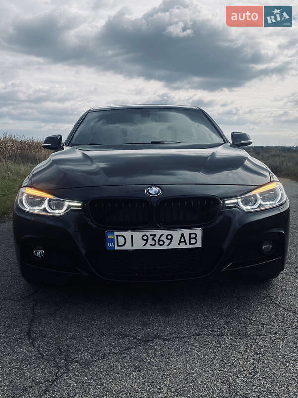 Седан BMW 3 Series 2017 в Києві фото 10 Седан BMW 3 Series 2017 в Києві