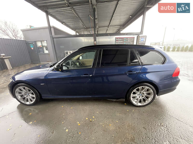 Універсал BMW 3 Series 2011 в Запоріжжі