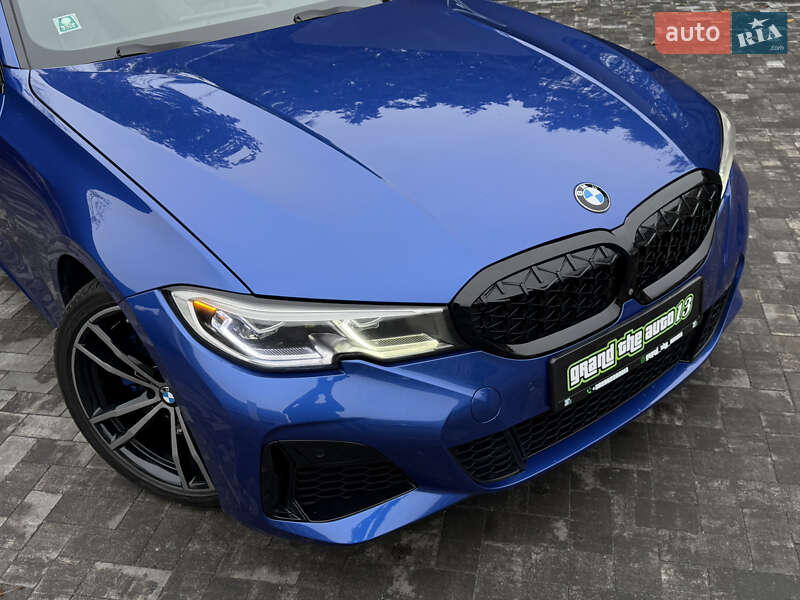 Седан BMW 3 Series 2018 в Киеве