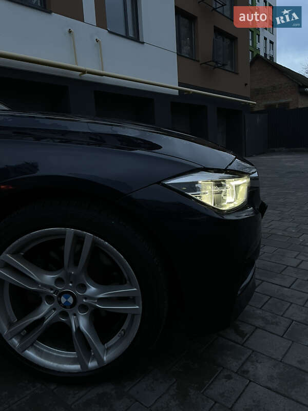 Седан BMW 3 Series 2015 в Виннице