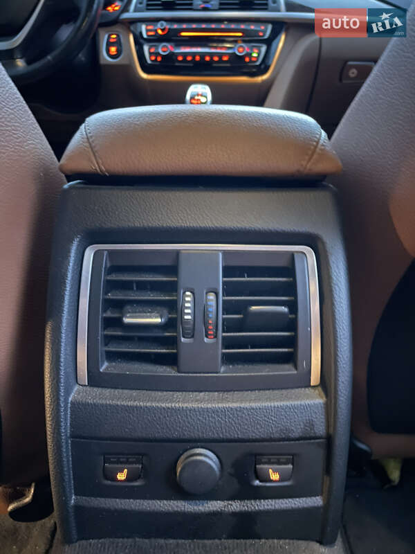 Седан BMW 3 Series 2015 в Виннице