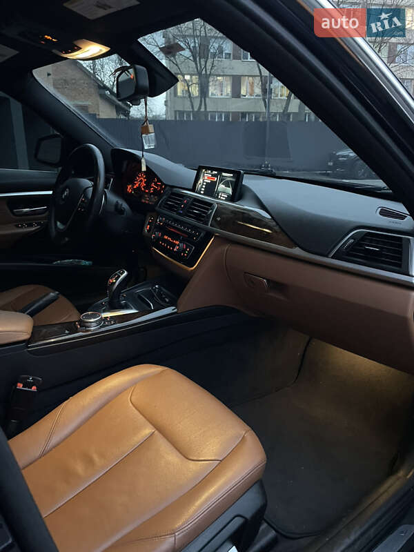 Седан BMW 3 Series 2015 в Виннице