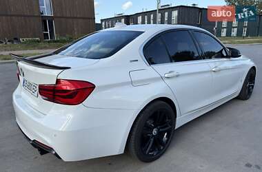 Седан BMW 3 Series 2016 в Києві