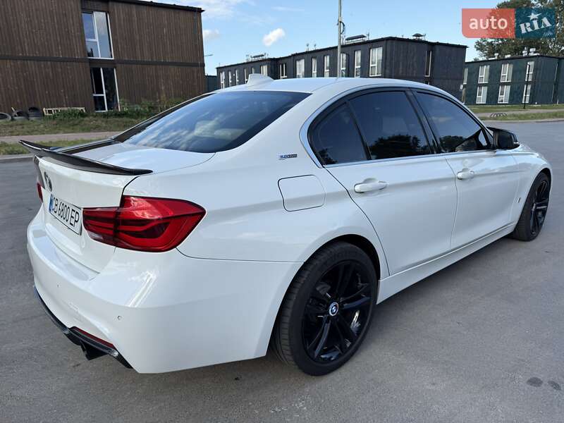 Седан BMW 3 Series 2016 в Чернігові