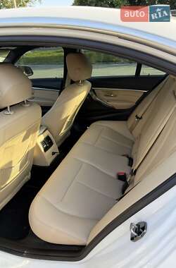 Седан BMW 3 Series 2016 в Києві
