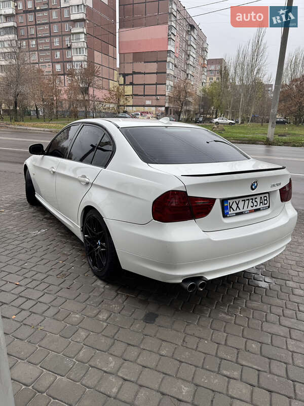 Седан BMW 3 Series 2011 в Днепре фото 4 Седан BMW 3 Series 2011 в Днепре