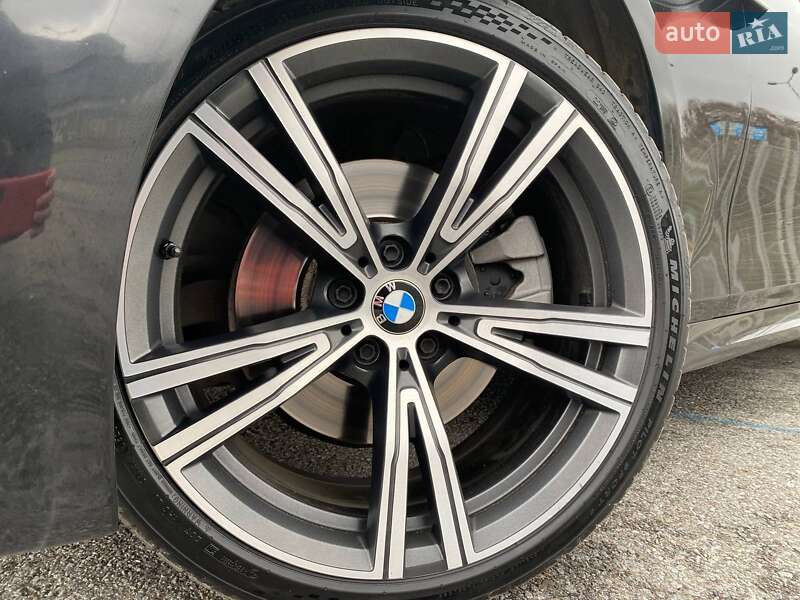 Седан BMW 3 Series 2020 в Львове