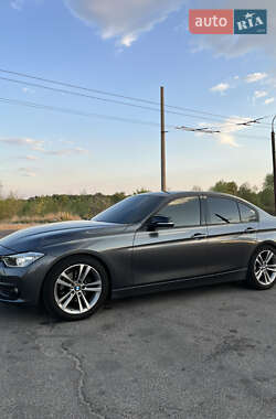 Седан BMW 3 Series 2013 в Дніпрі