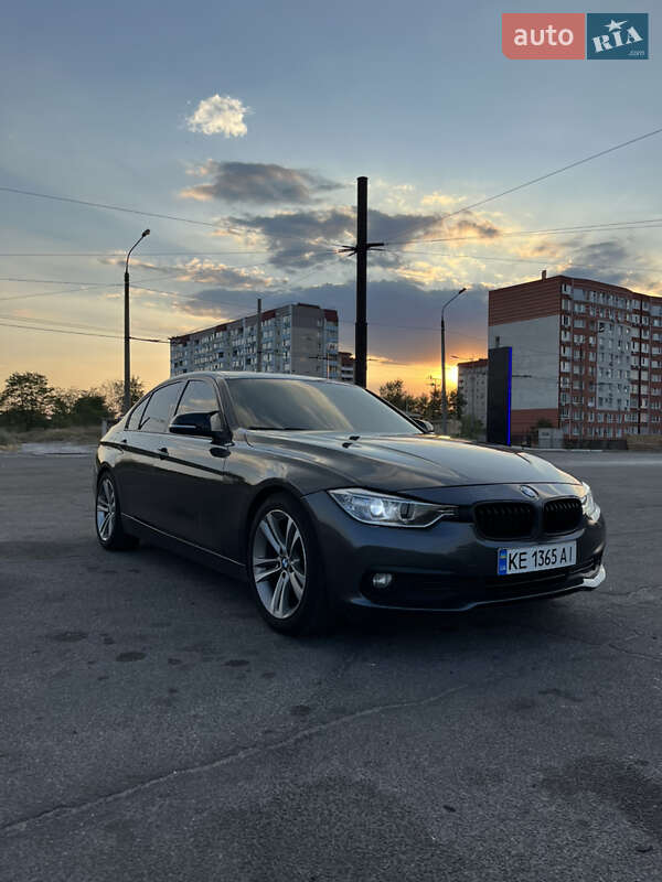 Седан BMW 3 Series 2013 в Днепре