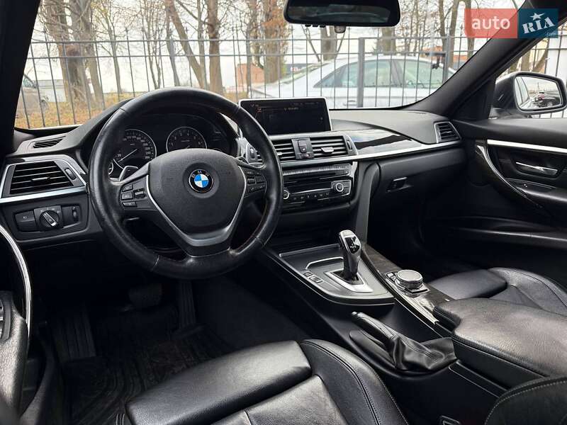 Седан BMW 3 Series 2016 в Хмельницькому