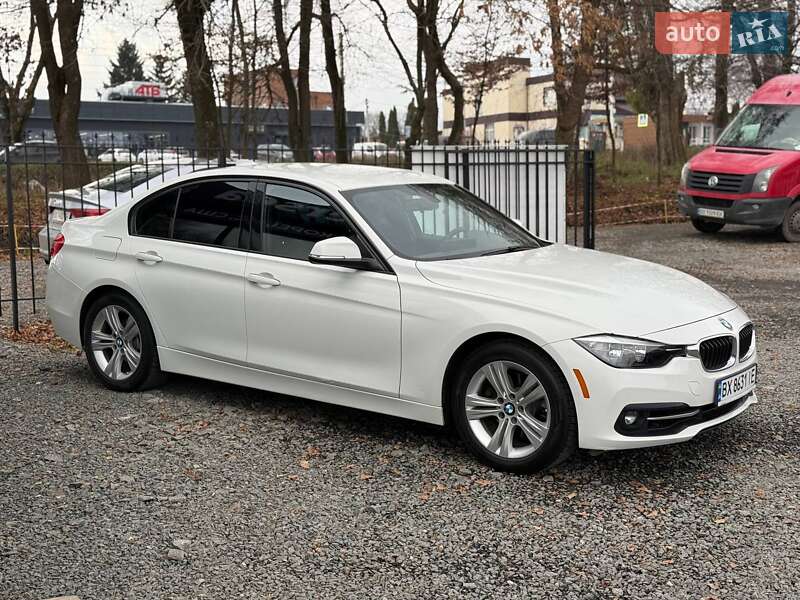 Седан BMW 3 Series 2016 в Хмельницькому