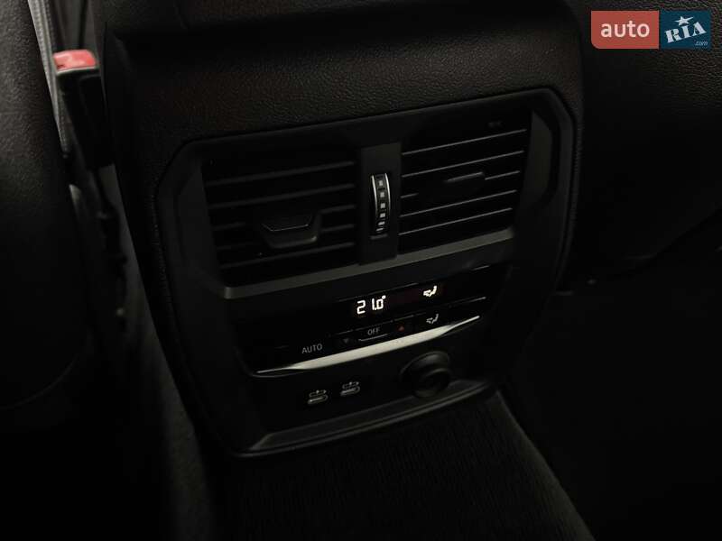 Седан BMW 3 Series 2019 в Киеве фото 29 Седан BMW 3 Series 2019 в Киеве