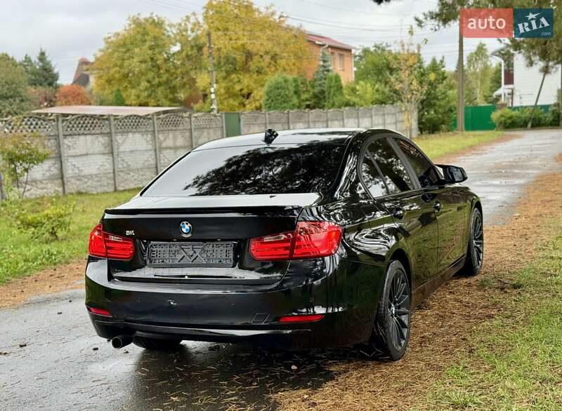 Седан BMW 3 Series 2013 в Киеве