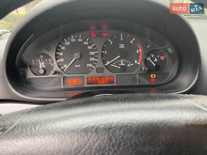 Седан BMW 3 Series 2000 в Новомосковську