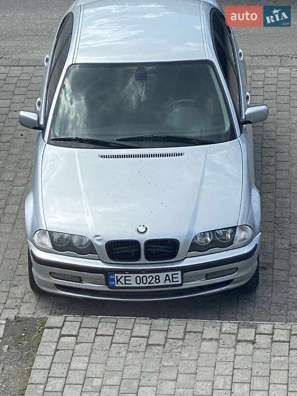 Седан BMW 3 Series 2000 в Новомосковську