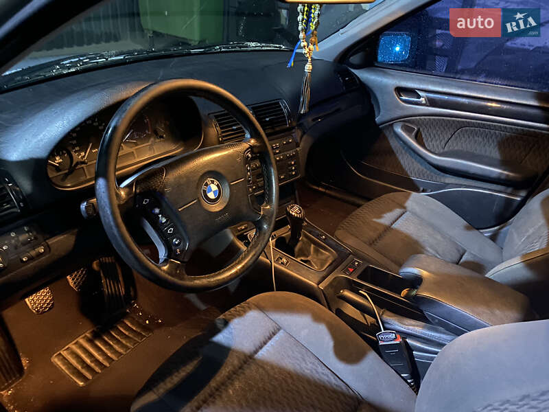 Седан BMW 3 Series 2000 в Новомосковську