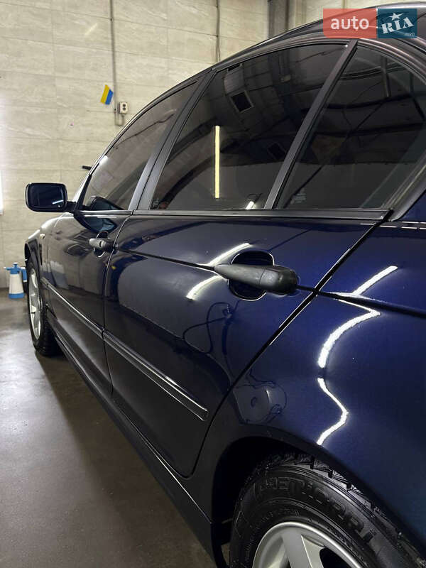 Седан BMW 3 Series 2004 в Києві