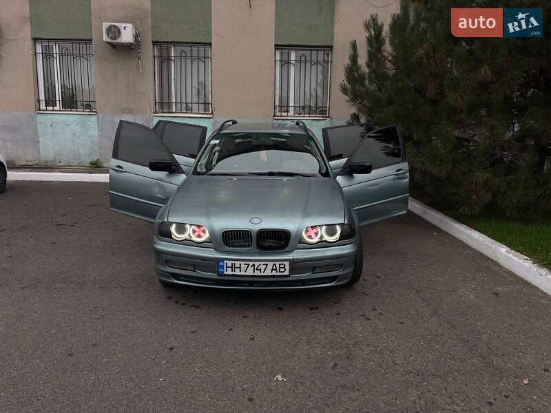 Універсал BMW 3 Series 2001 в Овідіополі