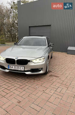 Седан BMW 3 Series 2012 в Знам'янці