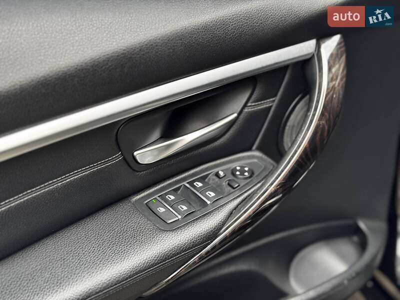 Седан BMW 3 Series 2016 в Ивано-Франковске