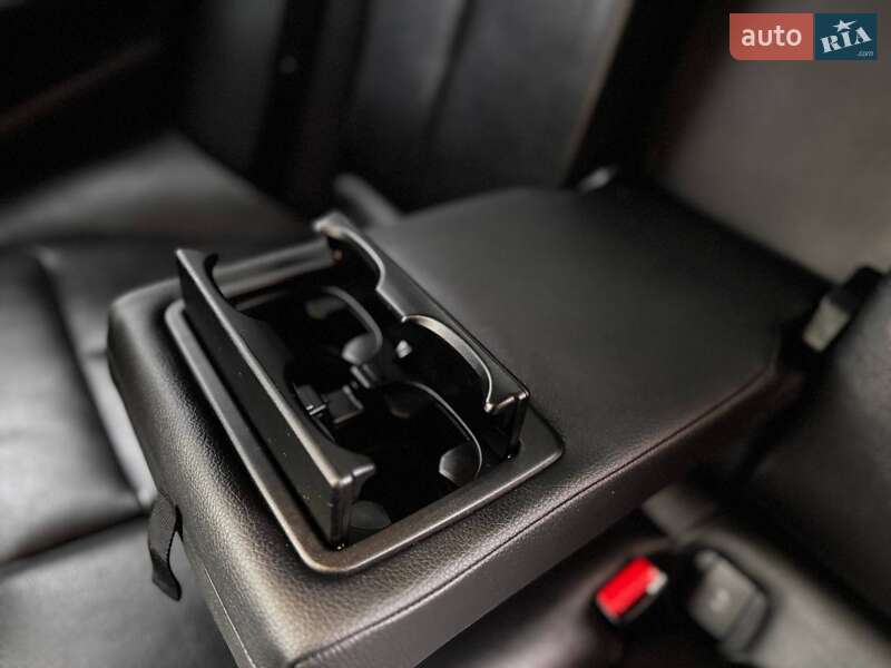 Седан BMW 3 Series 2016 в Ивано-Франковске