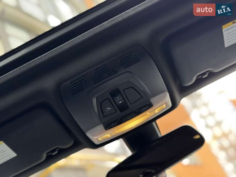 Седан BMW 3 Series 2016 в Ивано-Франковске