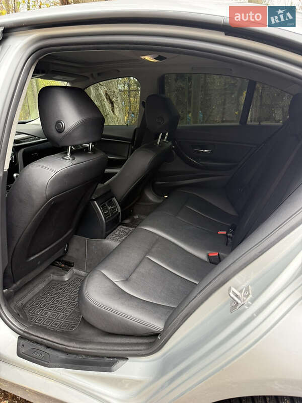 Седан BMW 3 Series 2016 в Киеве фото 12 Седан BMW 3 Series 2016 в Киеве