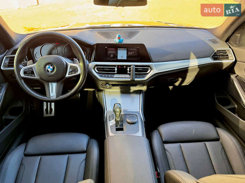 Седан BMW 3 Series 2019 в Одессе