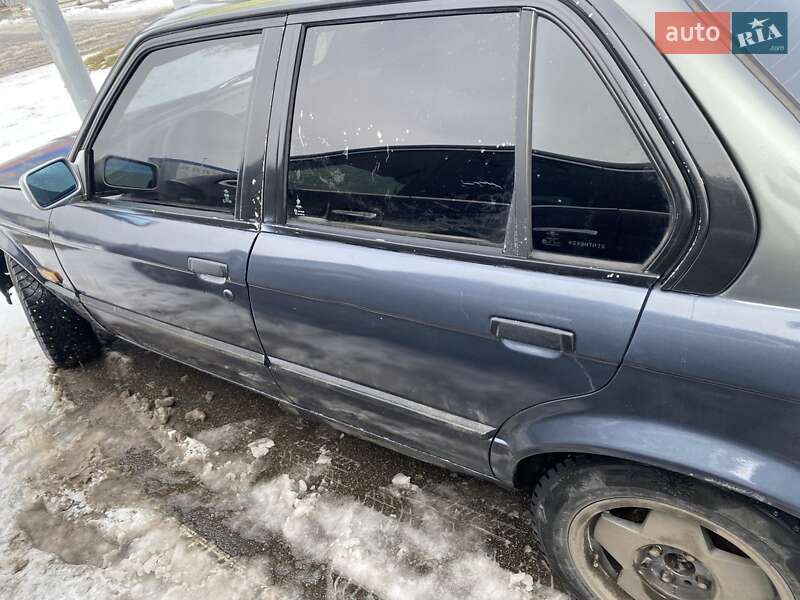Седан BMW 3 Series 1989 в Киеве фото 2 Седан BMW 3 Series 1989 в Киеве
