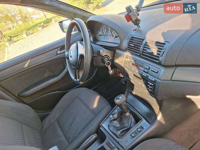 Универсал BMW 3 Series 2001 в Черновцах