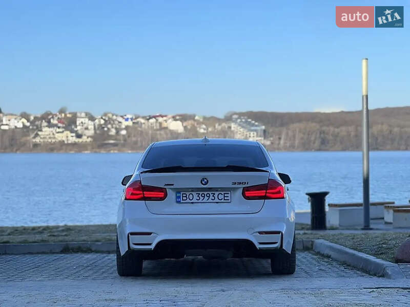 Седан BMW 3 Series 2017 в Львове