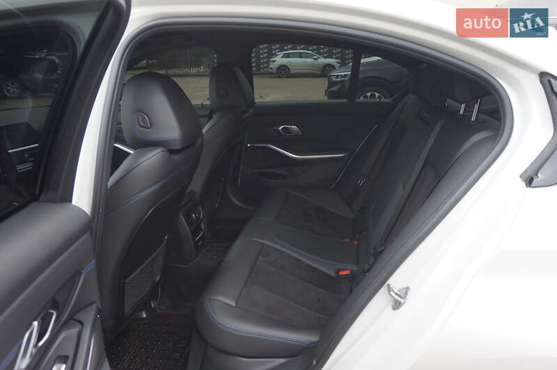 Седан BMW 3 Series 2022 в Одессе фото 28 Седан BMW 3 Series 2022 в Одессе