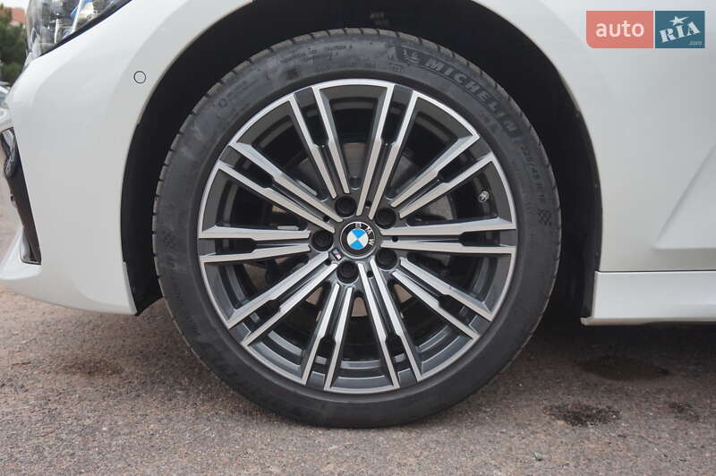 Седан BMW 3 Series 2022 в Одессе фото 15 Седан BMW 3 Series 2022 в Одессе