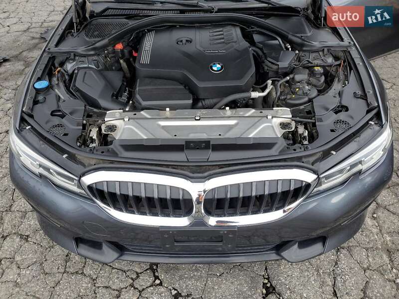 Седан BMW 3 Series 2019 в Ровно