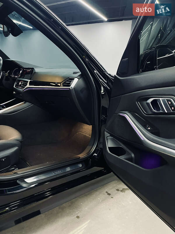 Седан BMW 3 Series 2019 в Кропивницком фото 30 Седан BMW 3 Series 2019 в Кропивницком