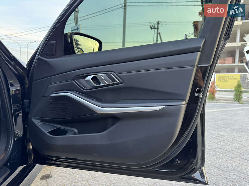 Седан BMW 3 Series 2020 в Львове фото 39 Седан BMW 3 Series 2020 в Львове